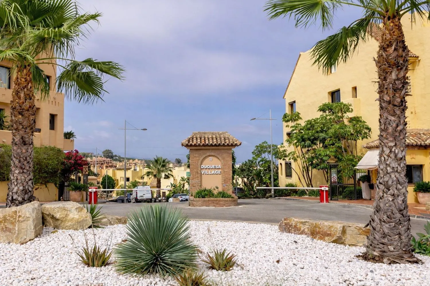 2 bedrooms flat for sale in La Duquesa