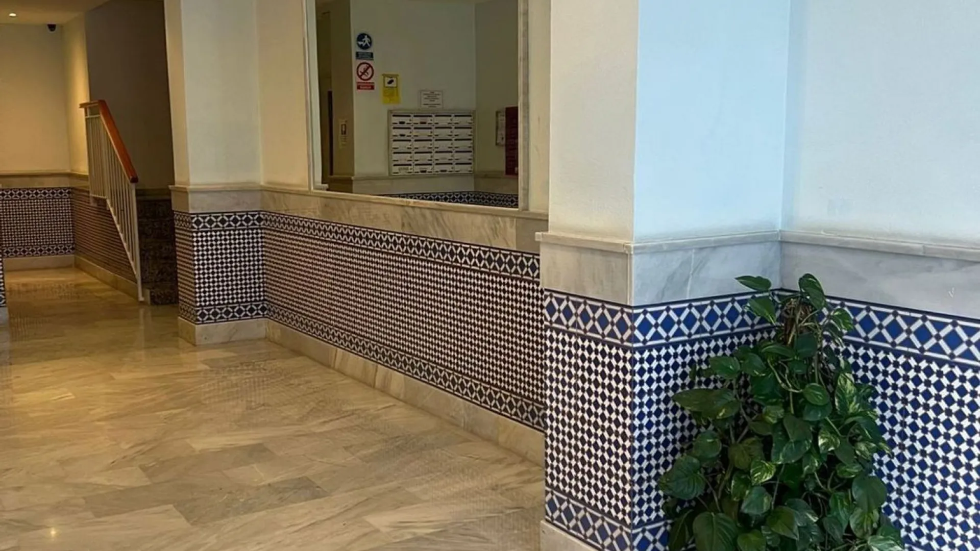 Flat for sale in San Pedro de Alcantara with 2 bedrooms