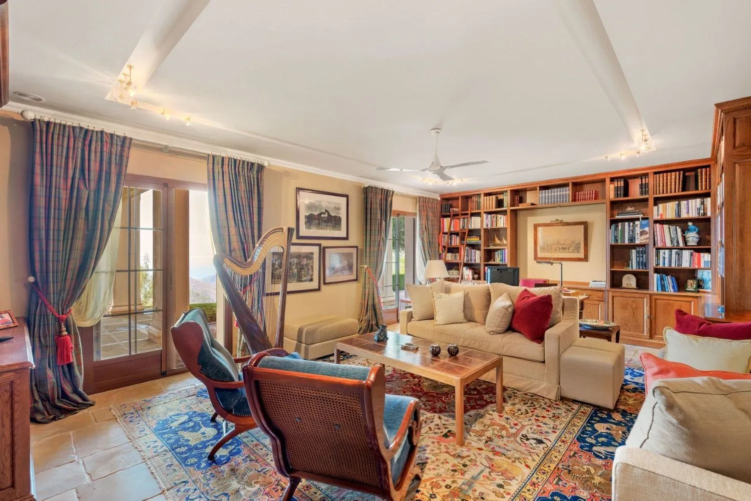 9 bedrooms Ojen house for sale