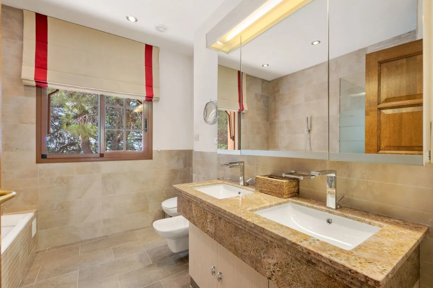 9 bedrooms Ojen house for sale