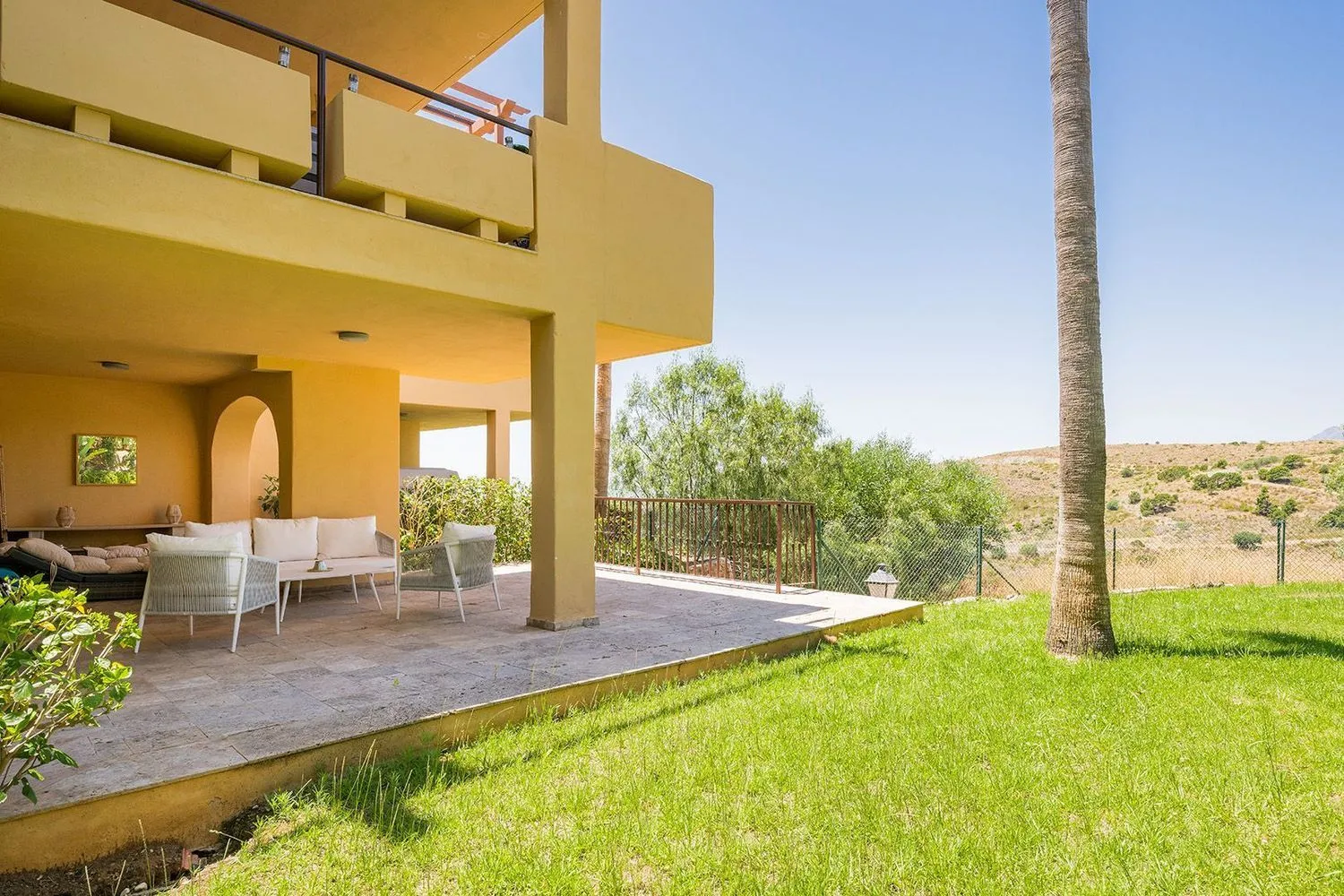 El Paraiso flat for sale