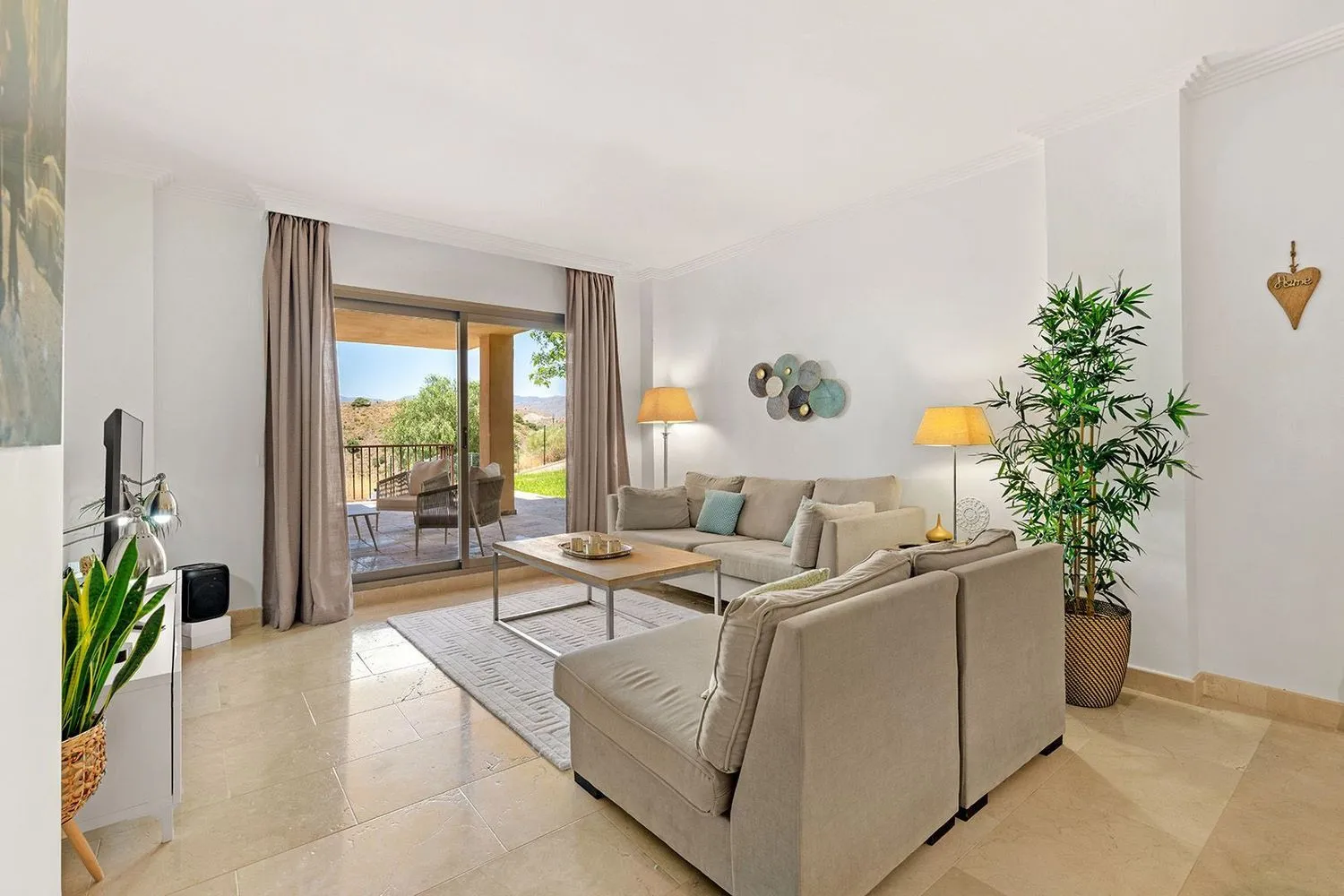 El Paraiso flat for sale