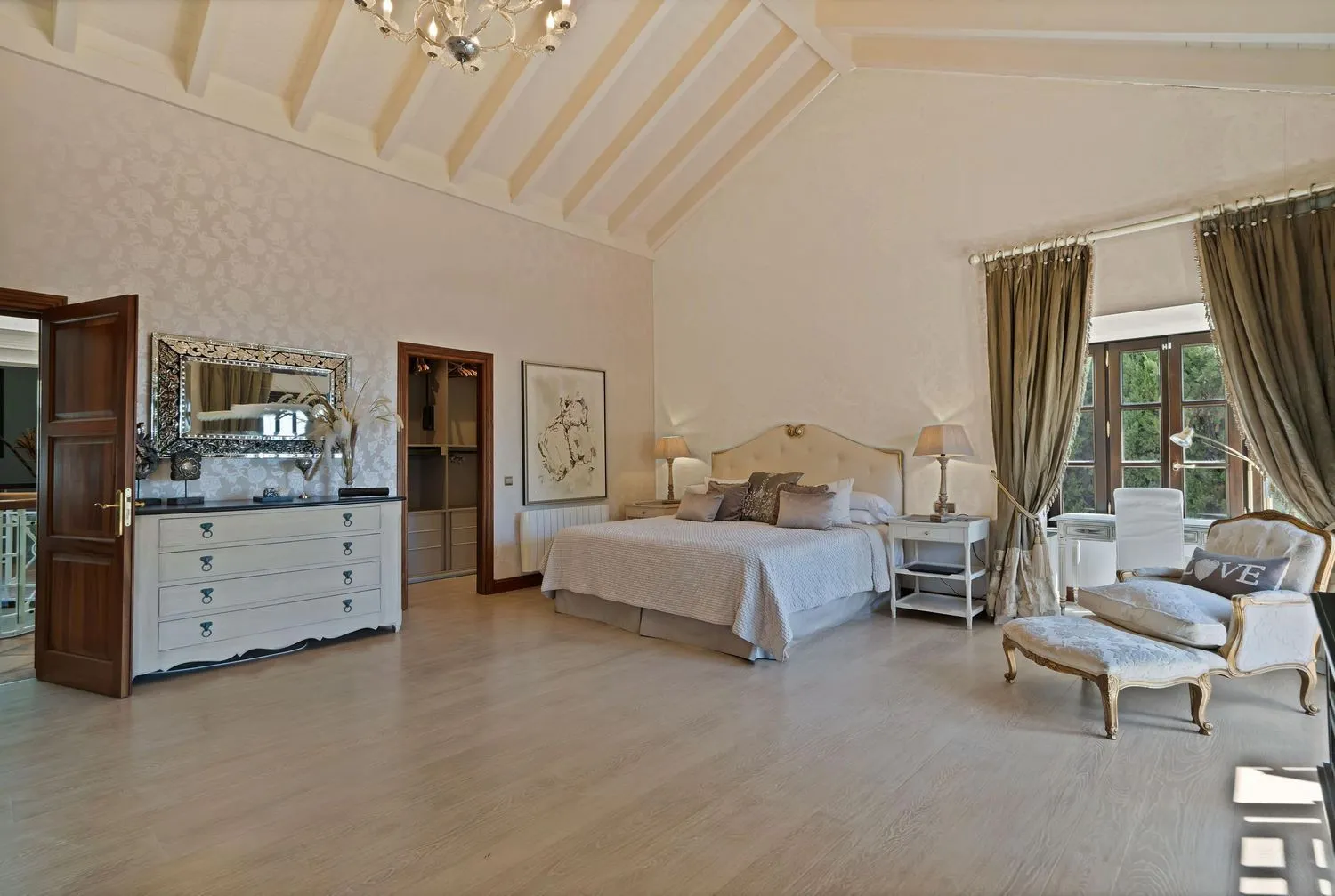 For sale house in Las Lomas del Marbella Club