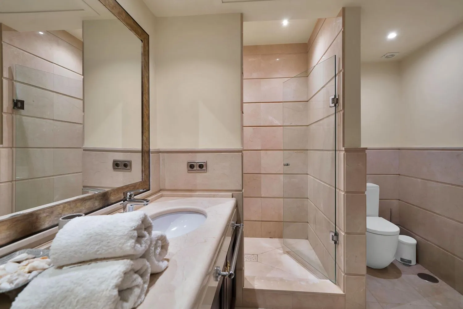 For sale house in Las Lomas del Marbella Club