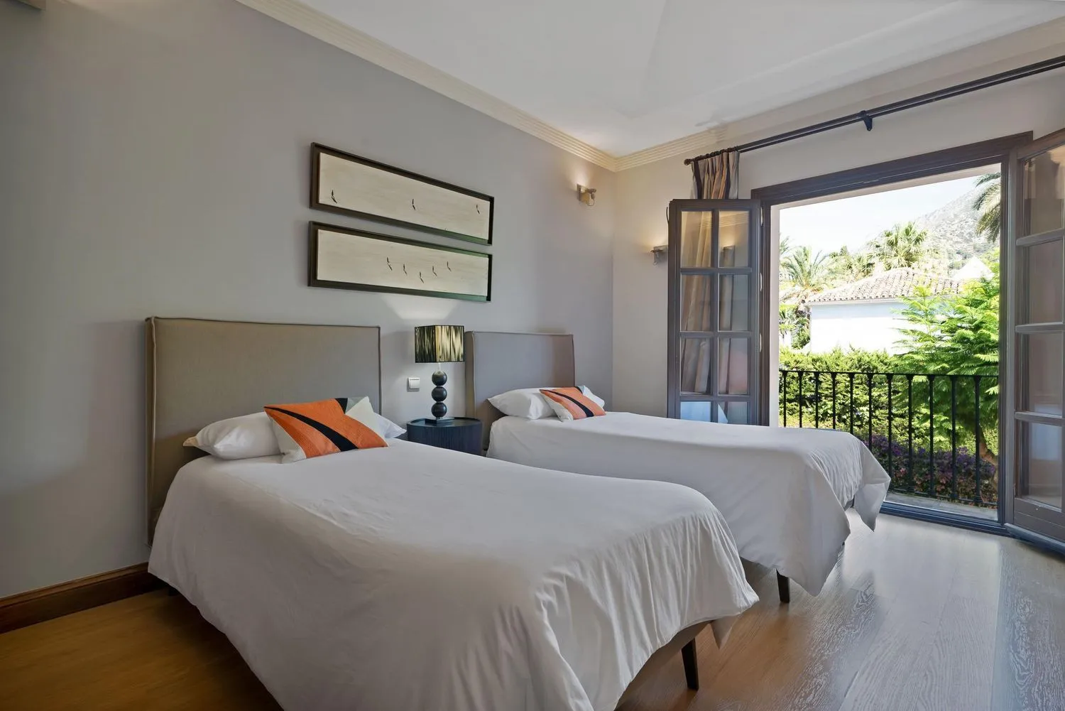 For sale house in Las Lomas del Marbella Club