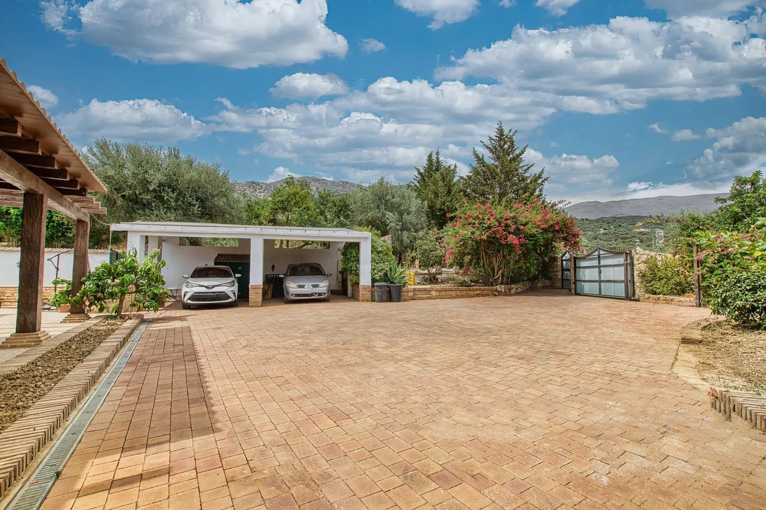 House for sale in Periana with 3 bedrooms