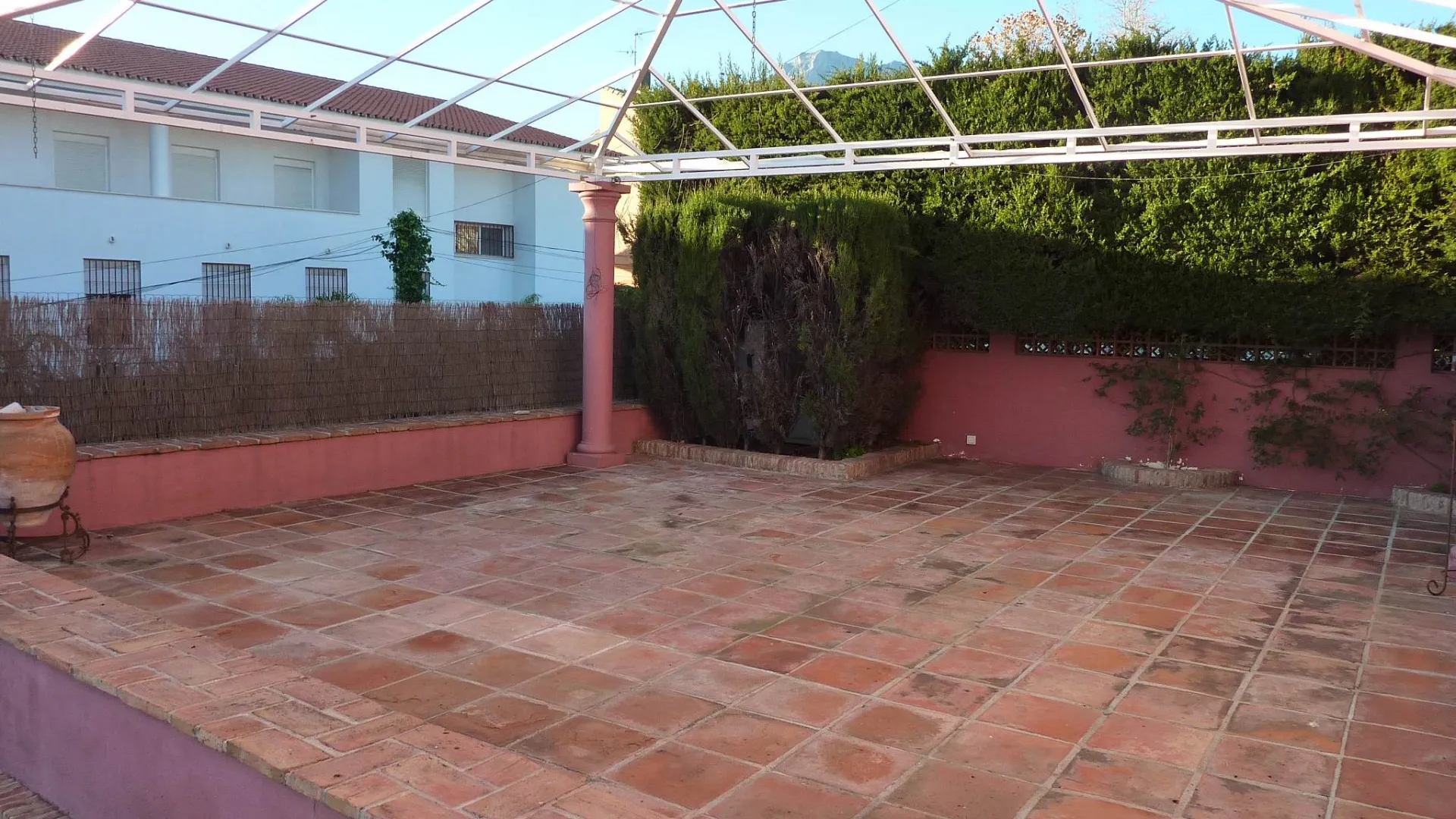 For sale villa with 3 bedrooms in Marbella Centro