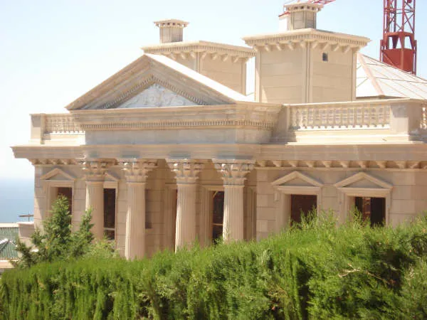 Marbella Golden Mile 7 bedrooms villa for sale