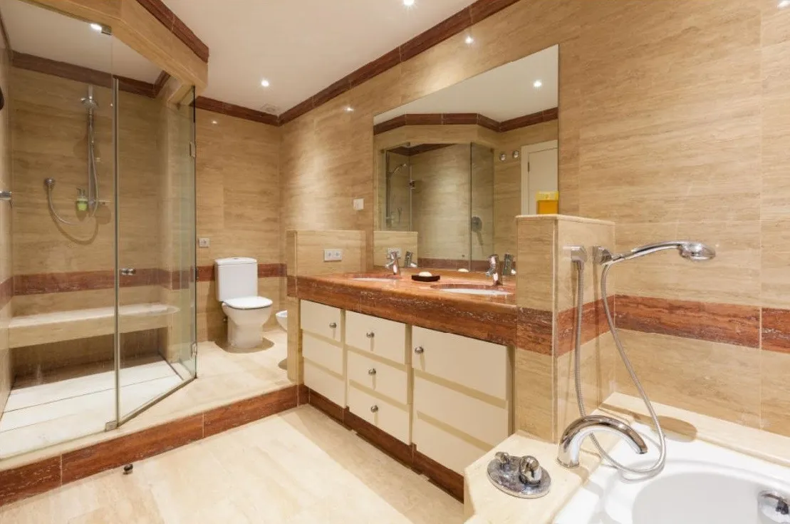 For sale apartment in New Golden Mile