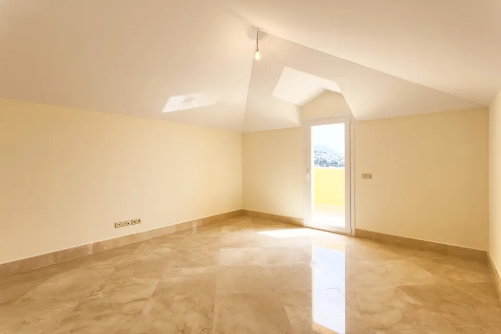 Ctra. De Ronda, villa en venta