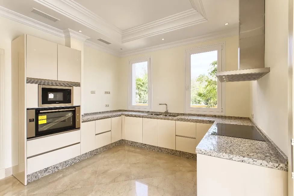 Ctra. De Ronda, villa en venta