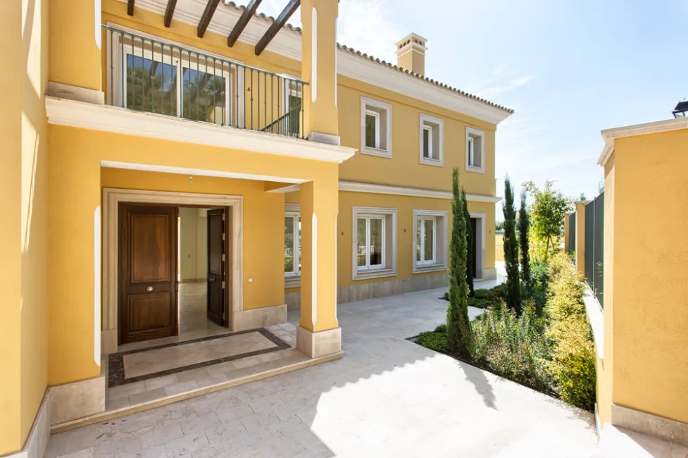 Ctra. De Ronda, villa en venta