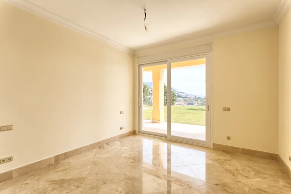 Ctra. De Ronda, villa en venta