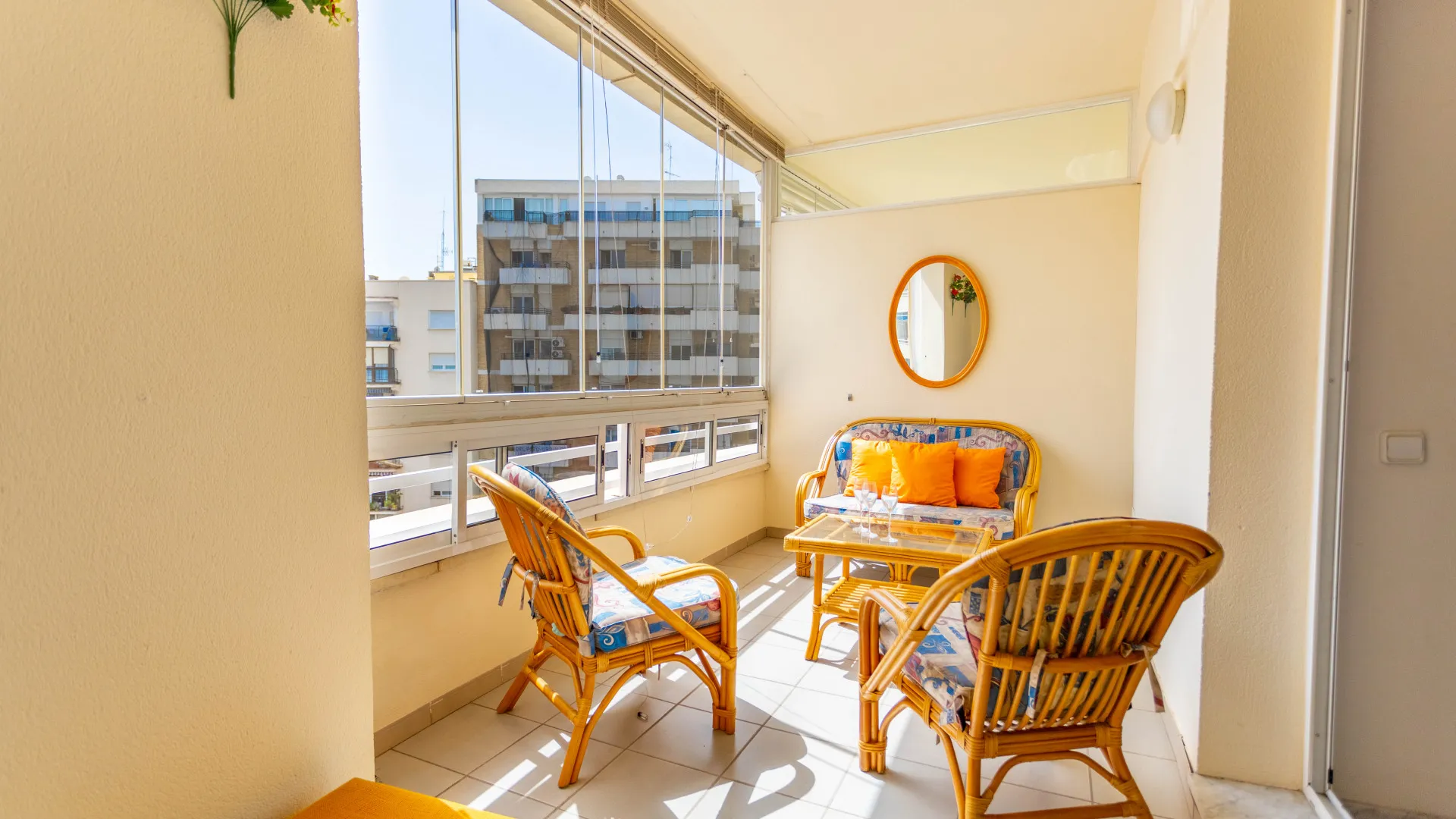Buy apartment in Marbella Centro with 2 bedrooms