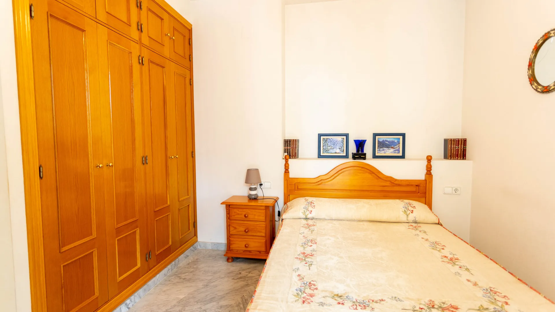 Buy apartment in Marbella Centro with 2 bedrooms