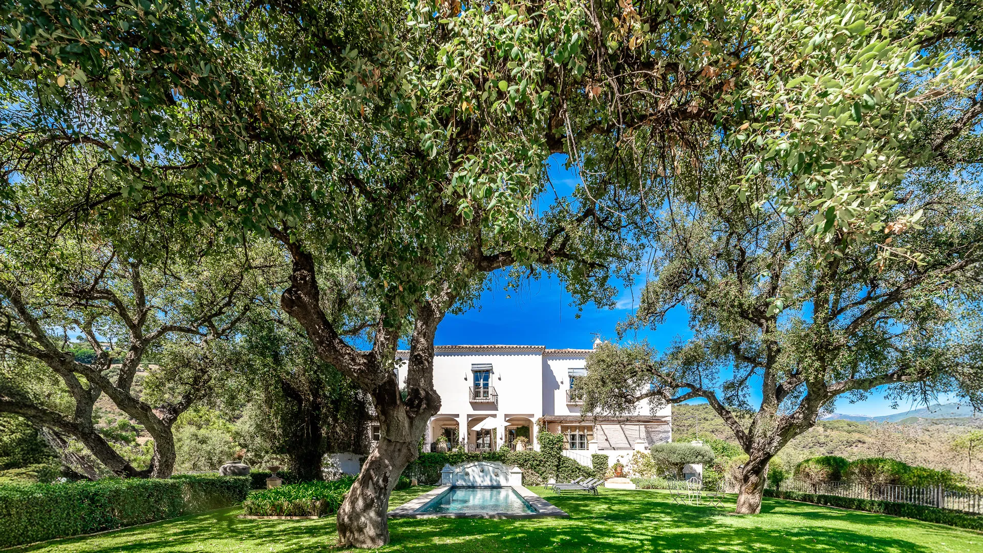 Villa for sale in Ctra. De Ronda