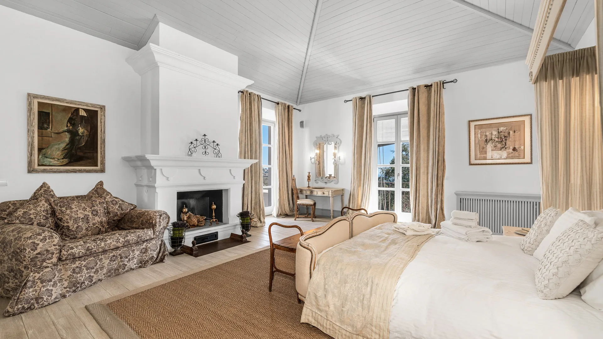 Villa for sale in Ctra. De Ronda