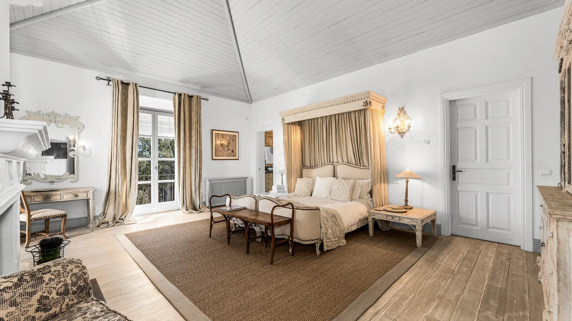 Villa for sale in Ctra. De Ronda