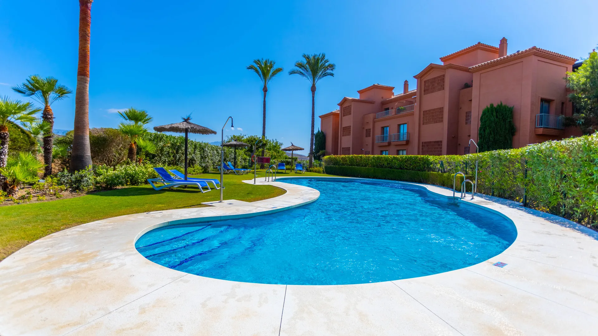 Apartment for sale in New Golden Mile