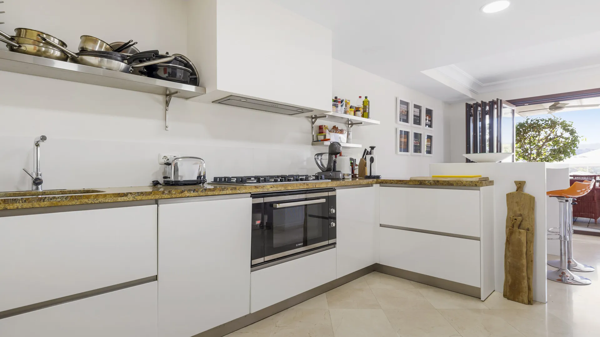 Town house for sale in Ctra. De Ronda with 5 bedrooms