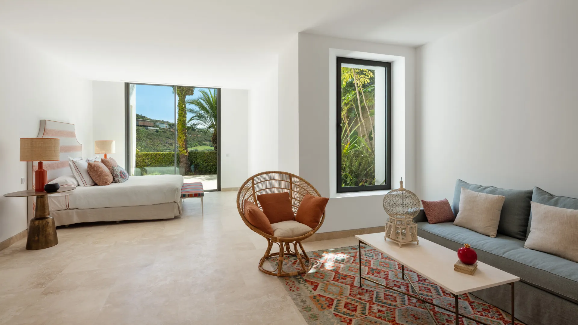 For sale Casares villa with 6 bedrooms