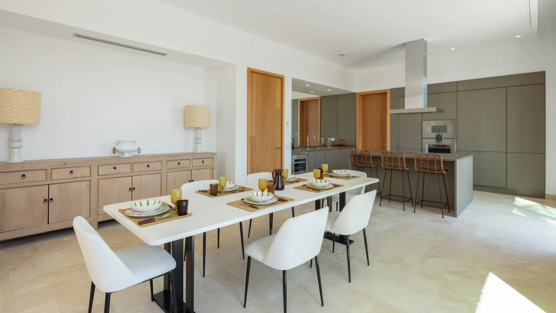 For sale Casares villa with 6 bedrooms
