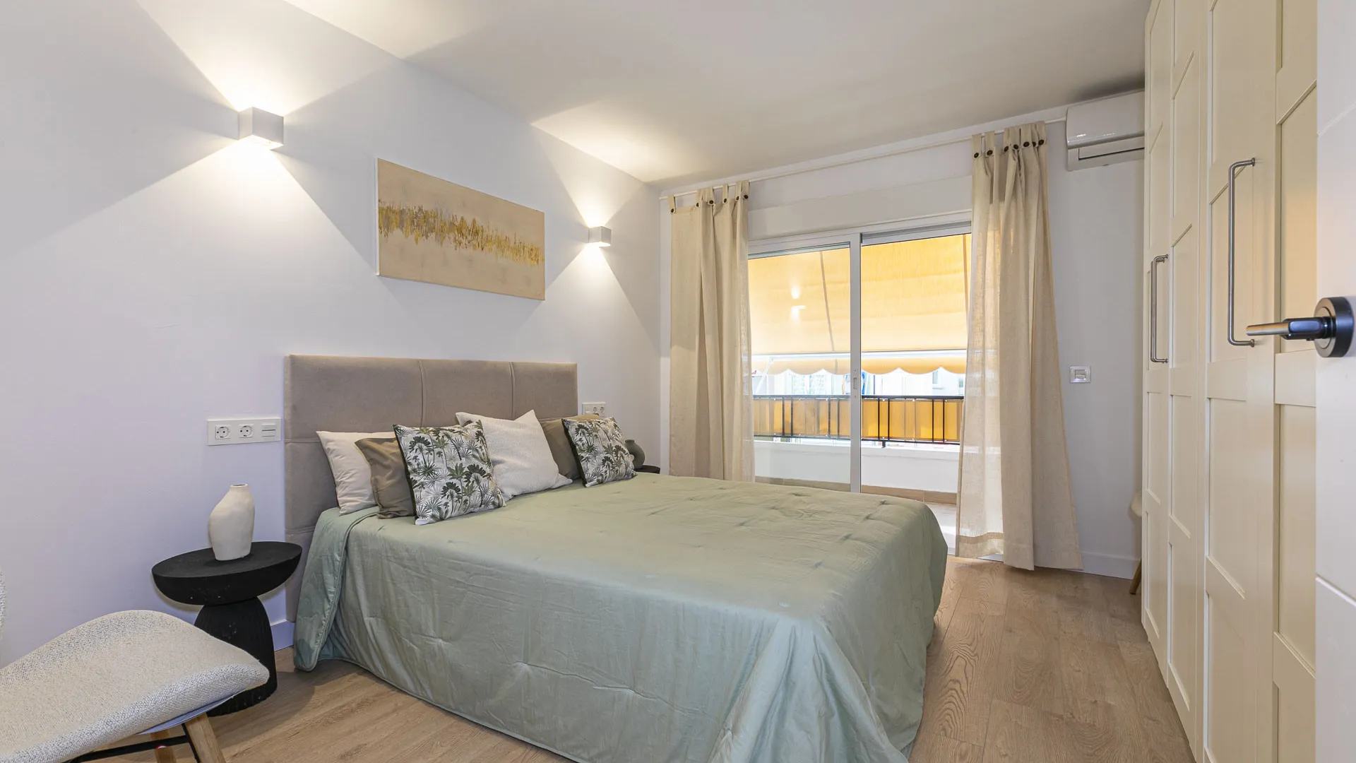 Apartment for sale in Marbella Centro with 2 bedrooms