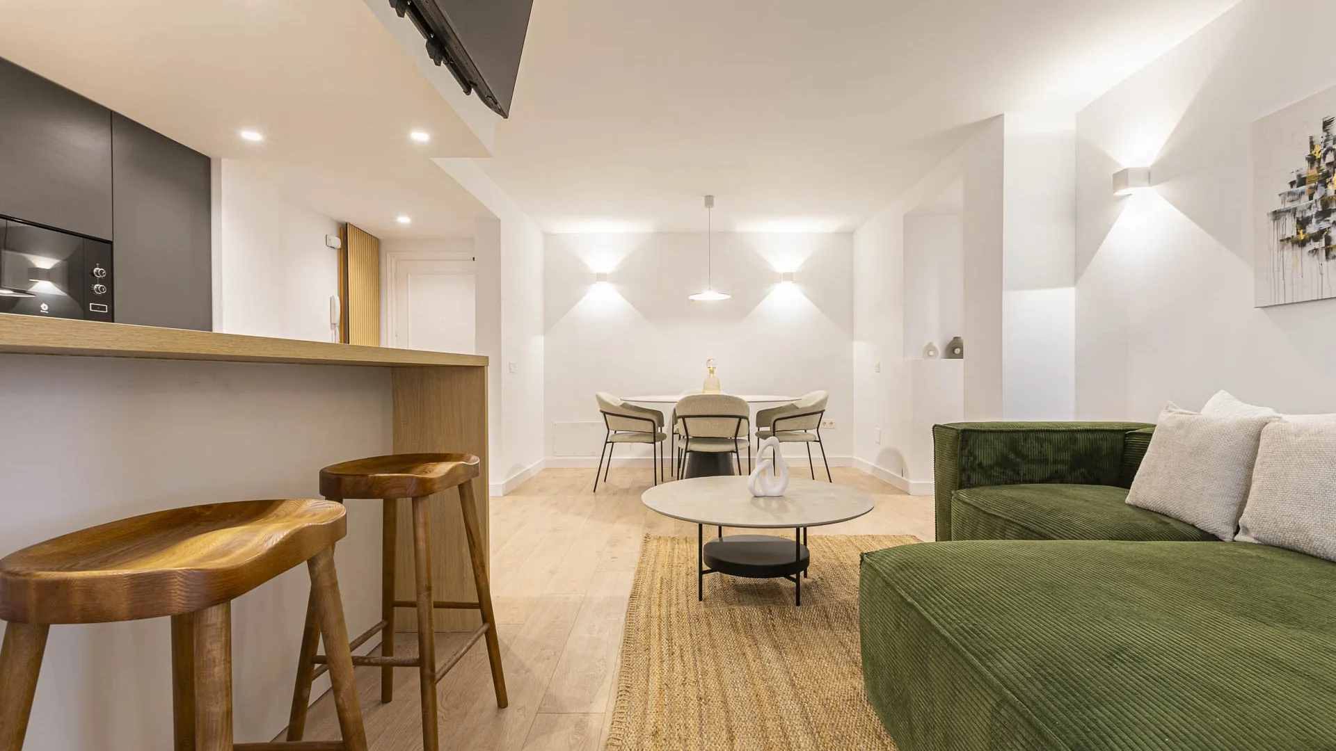 Apartment for sale in Marbella Centro with 2 bedrooms