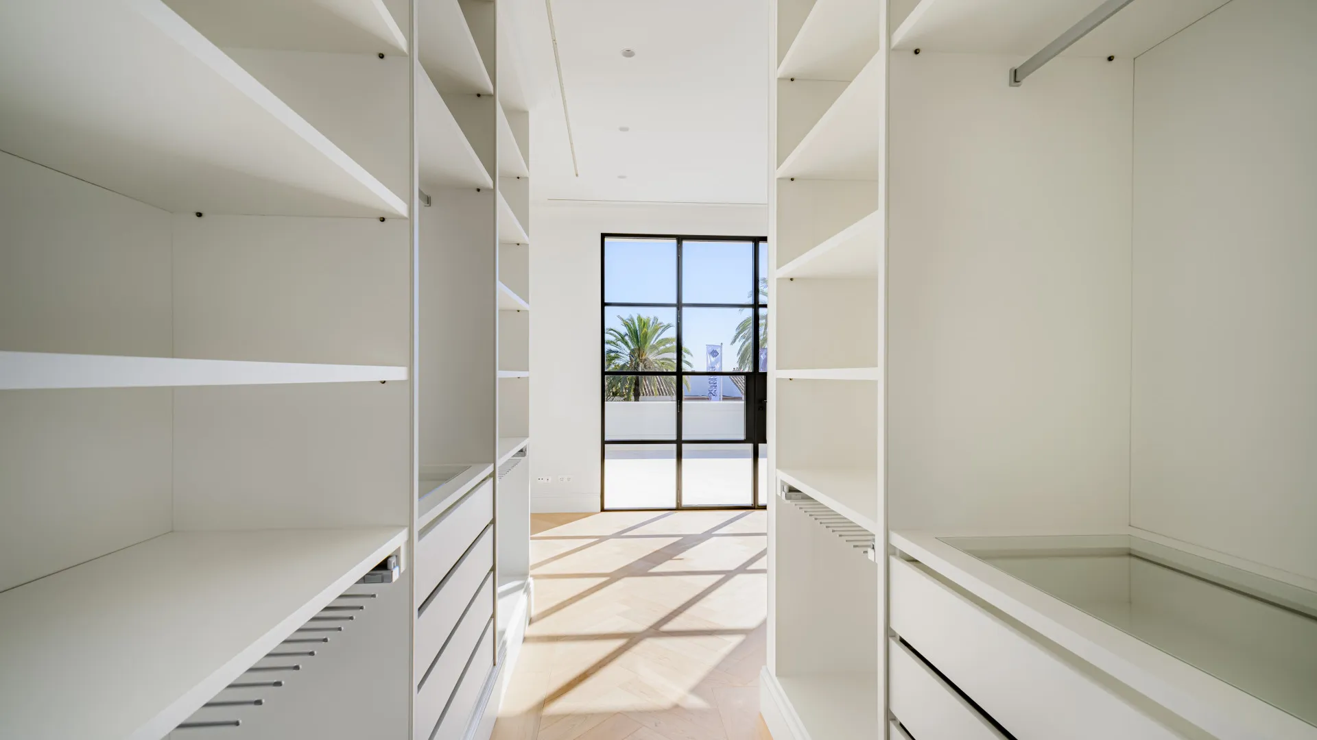 Se vende villa en Nueva Andalucia