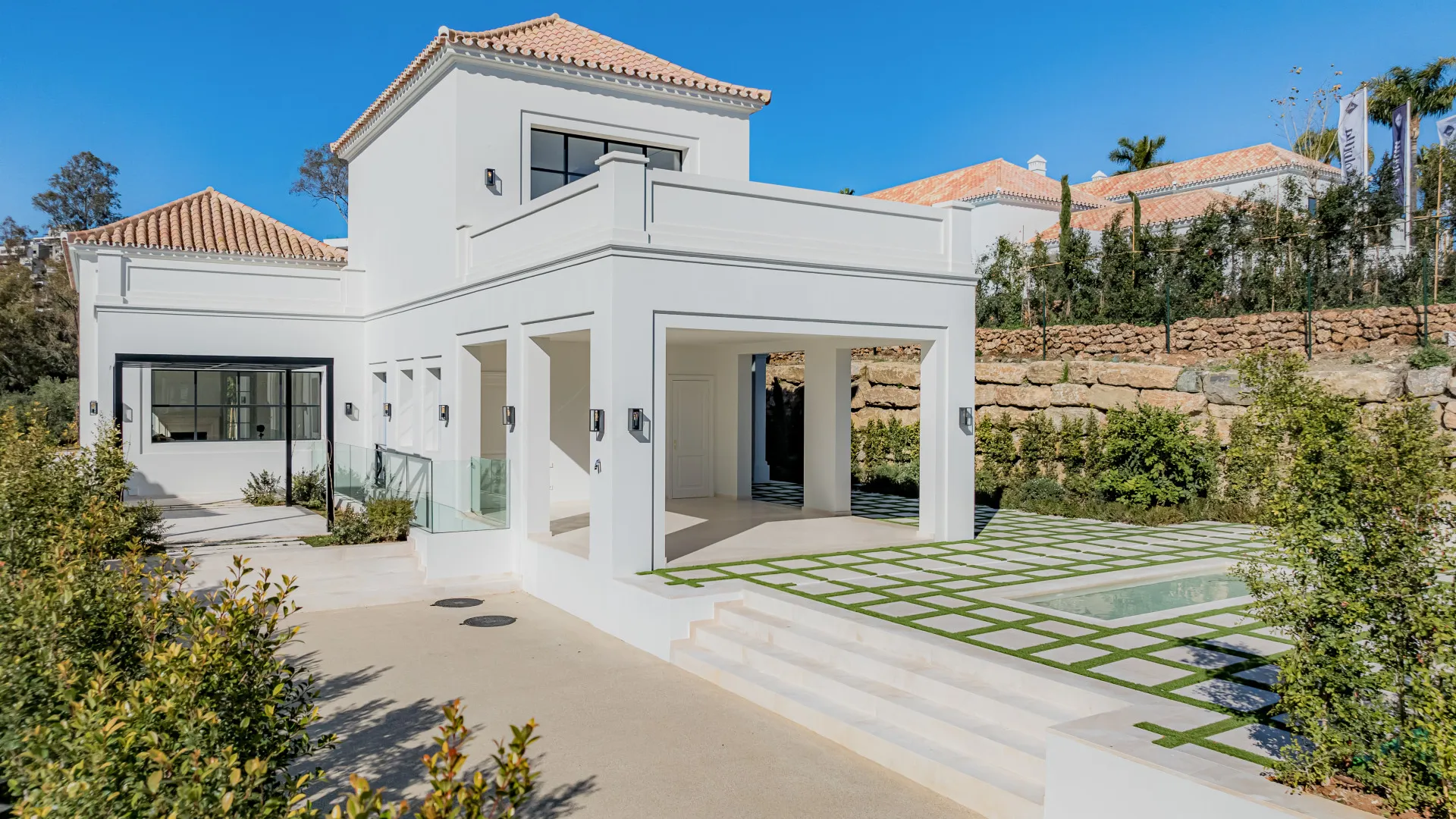 Se vende villa en Nueva Andalucia