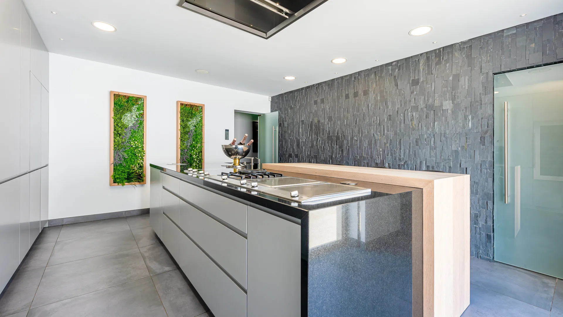 Se vende villa con 4 dormitorios en Mijas