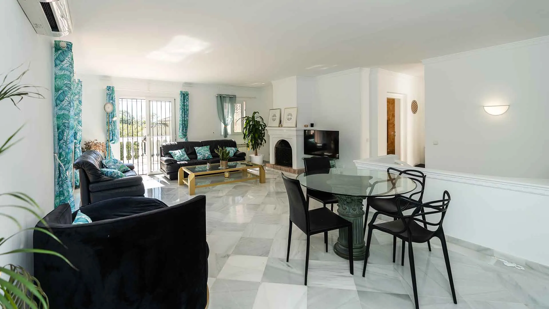 For sale villa in Marbella Hill Club