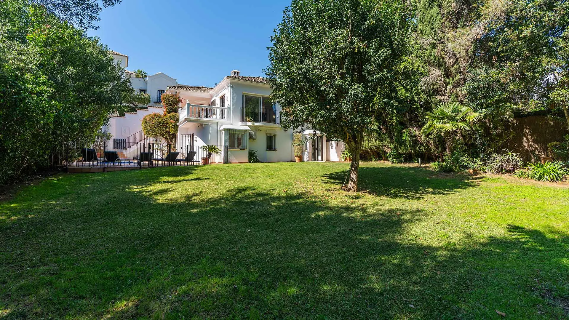 For sale villa in Marbella Hill Club