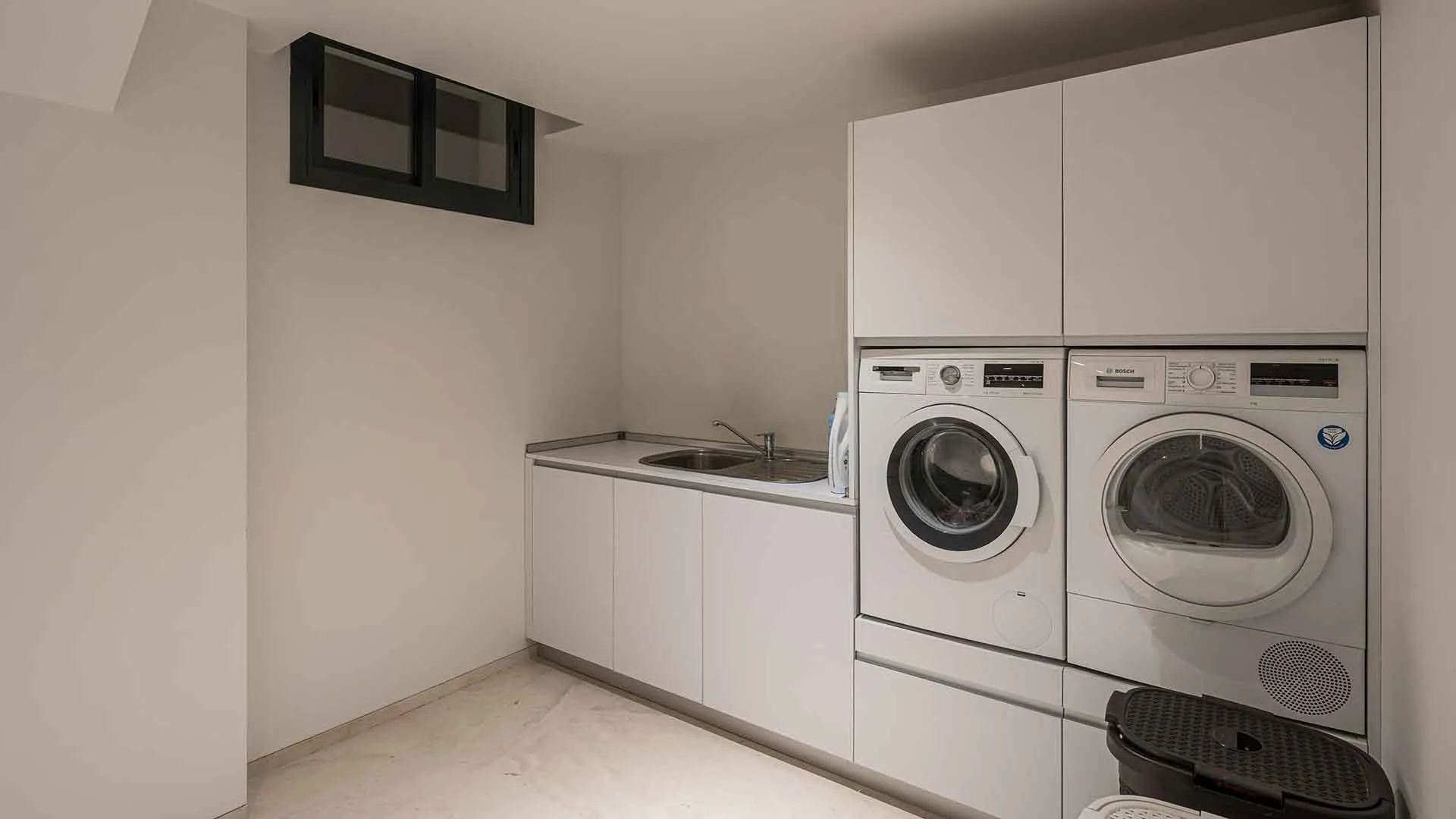 Los Olivos villa for sale