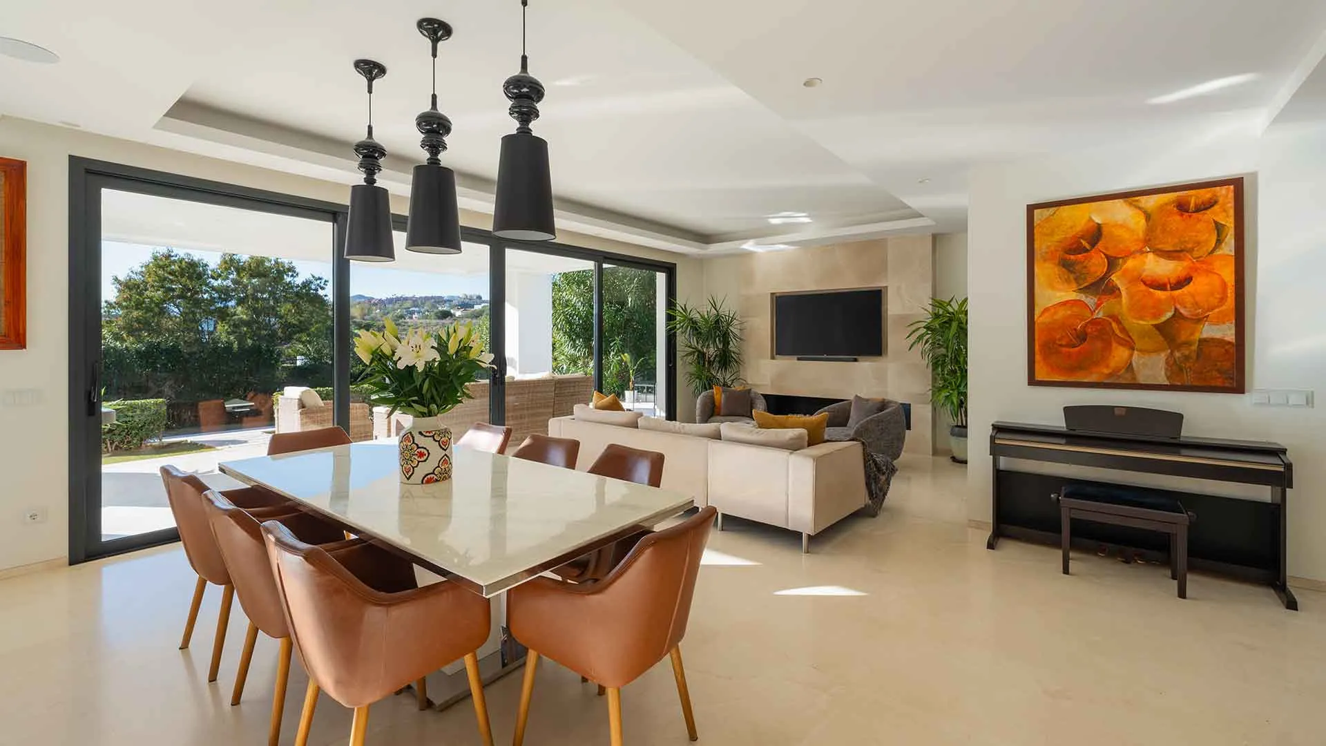 Los Olivos villa for sale