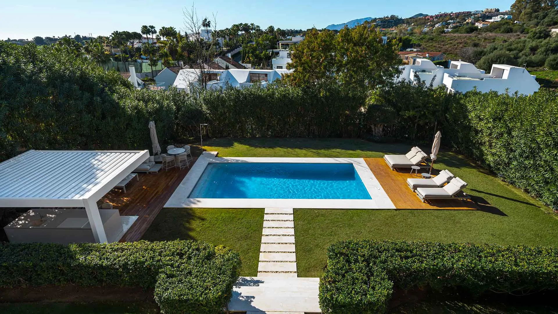 Los Olivos villa for sale