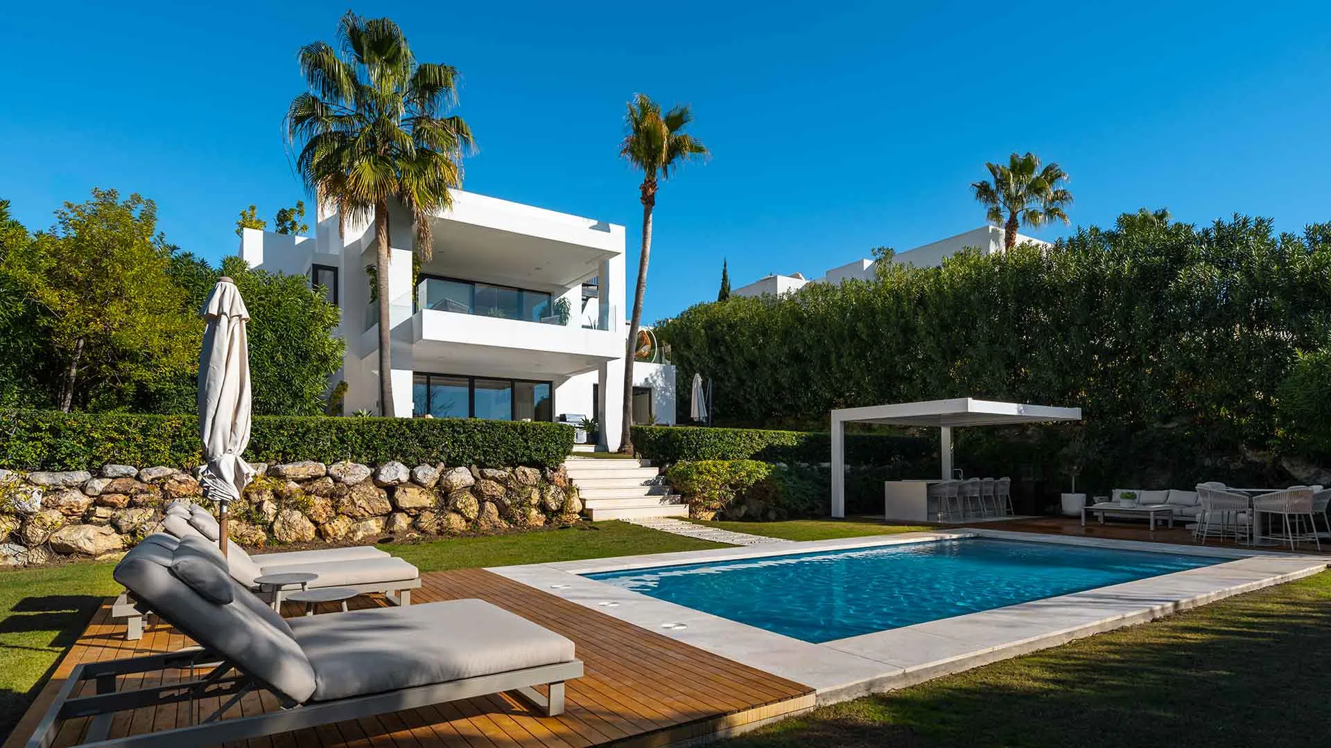 Los Olivos villa for sale