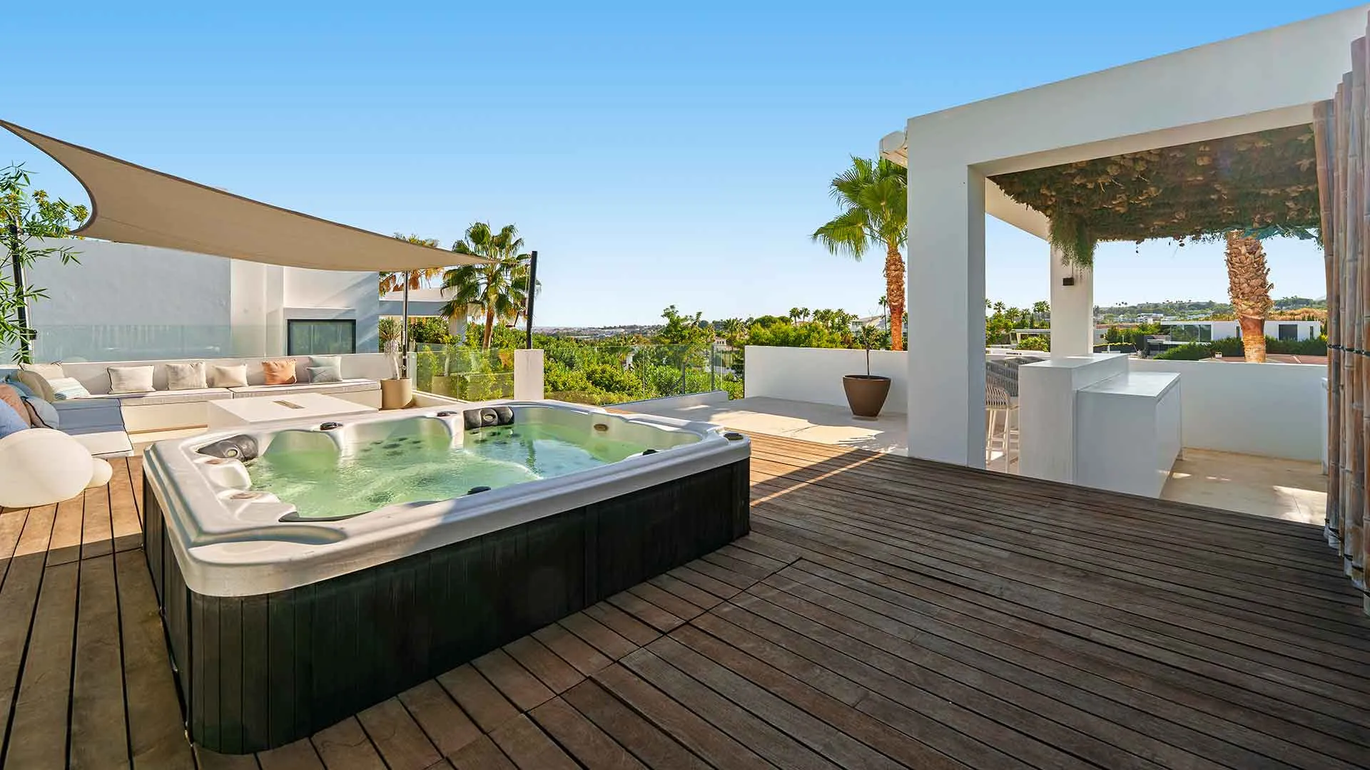 For sale villa in Los Olivos