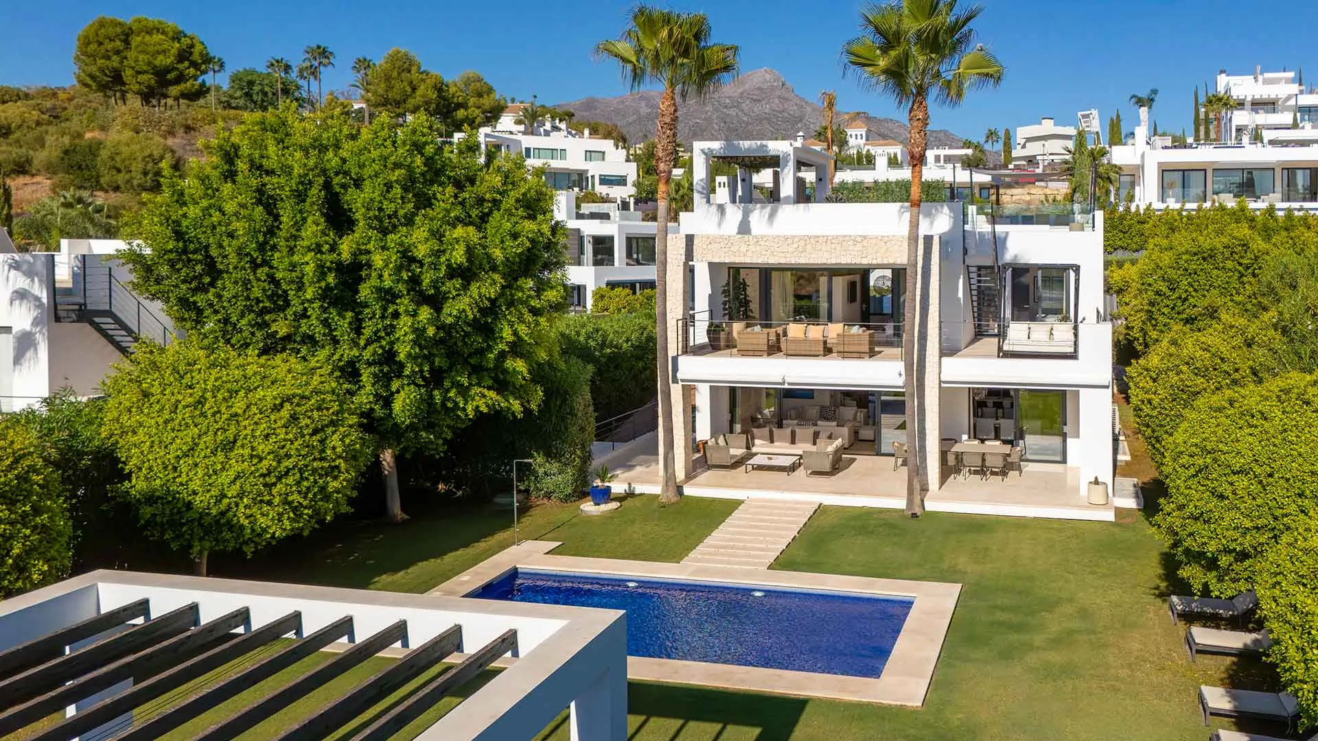 For sale villa in Los Olivos