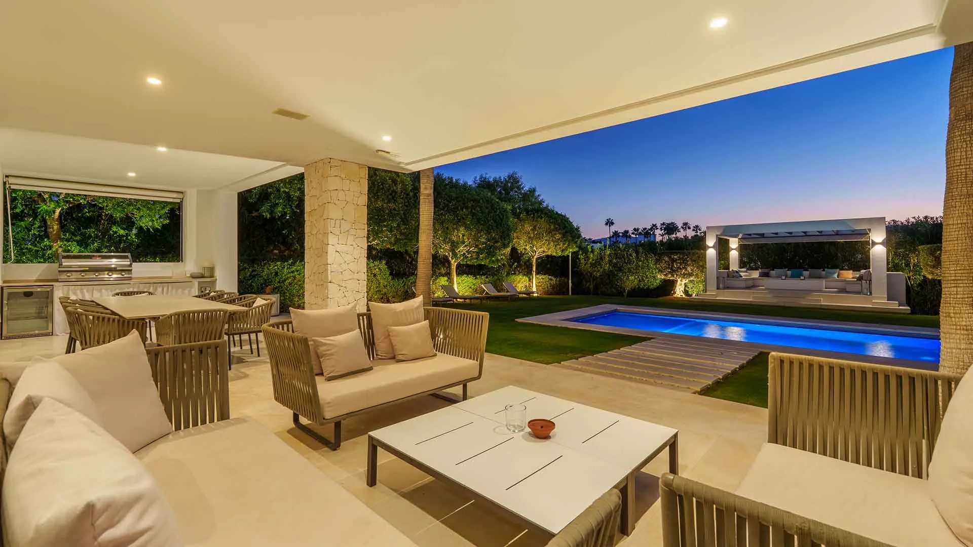 For sale villa in Los Olivos