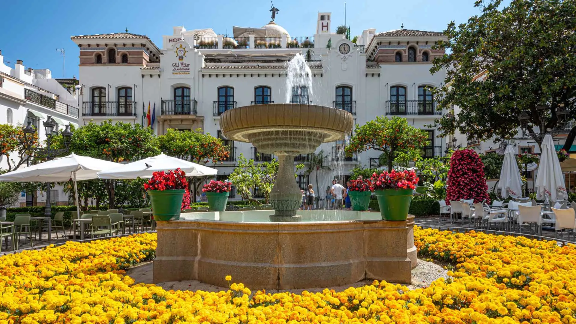 For sale villa with 5 bedrooms in Atalaya Golf