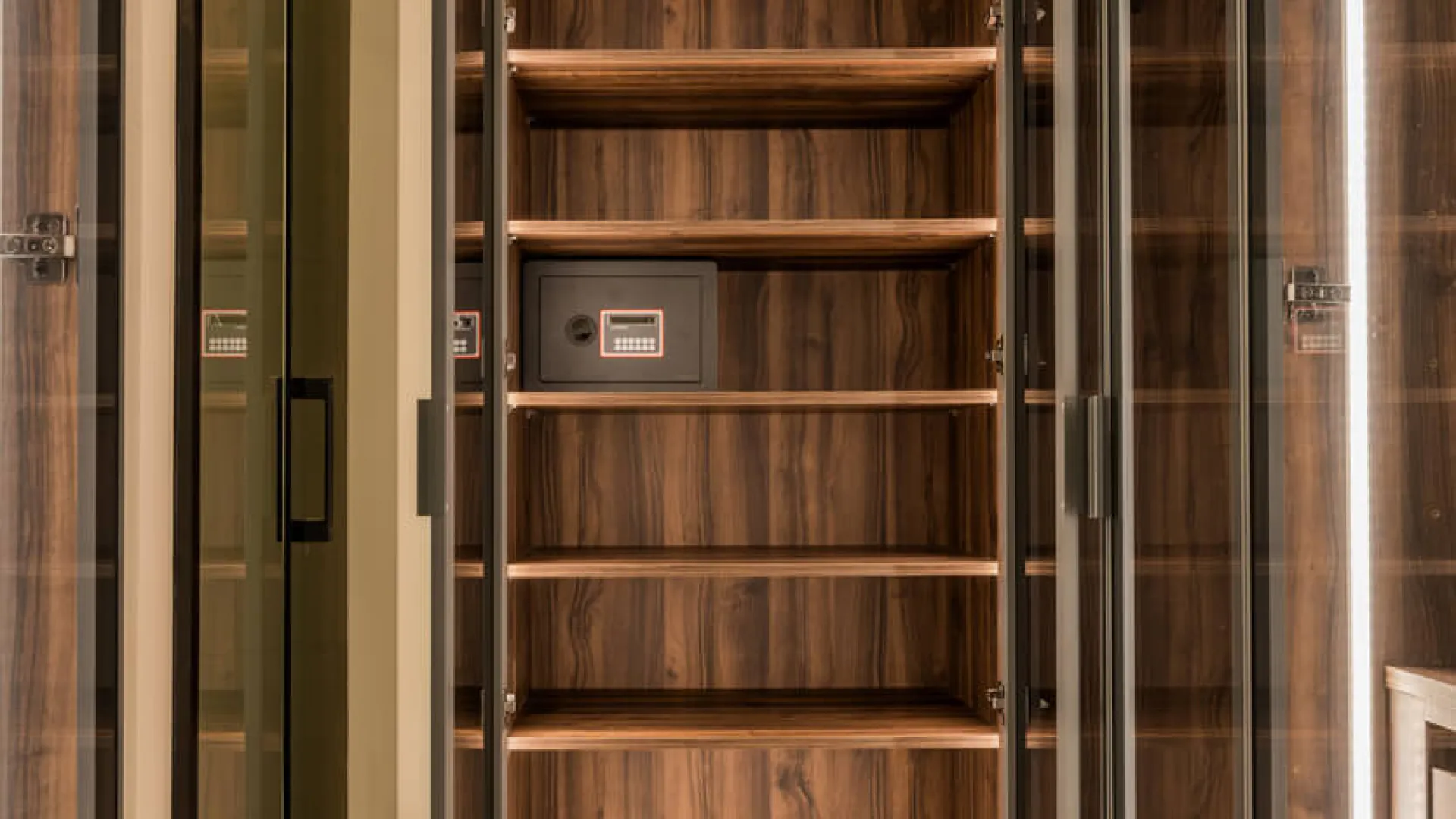 Apartamento planta baja en venta en Torre Bermeja con 3 dormitorios