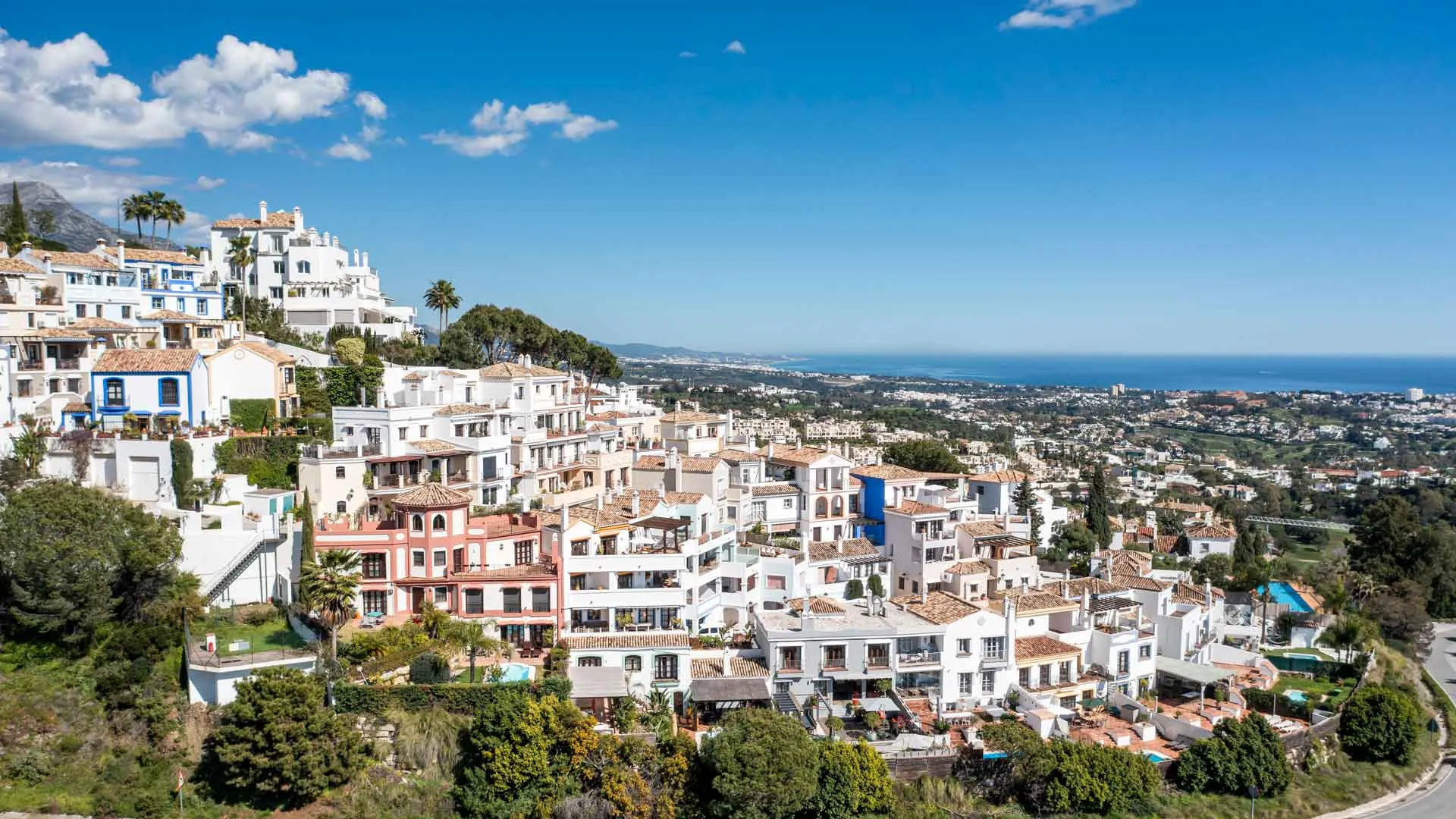 Se vende pareado de 5 dormitorios en La Heredia