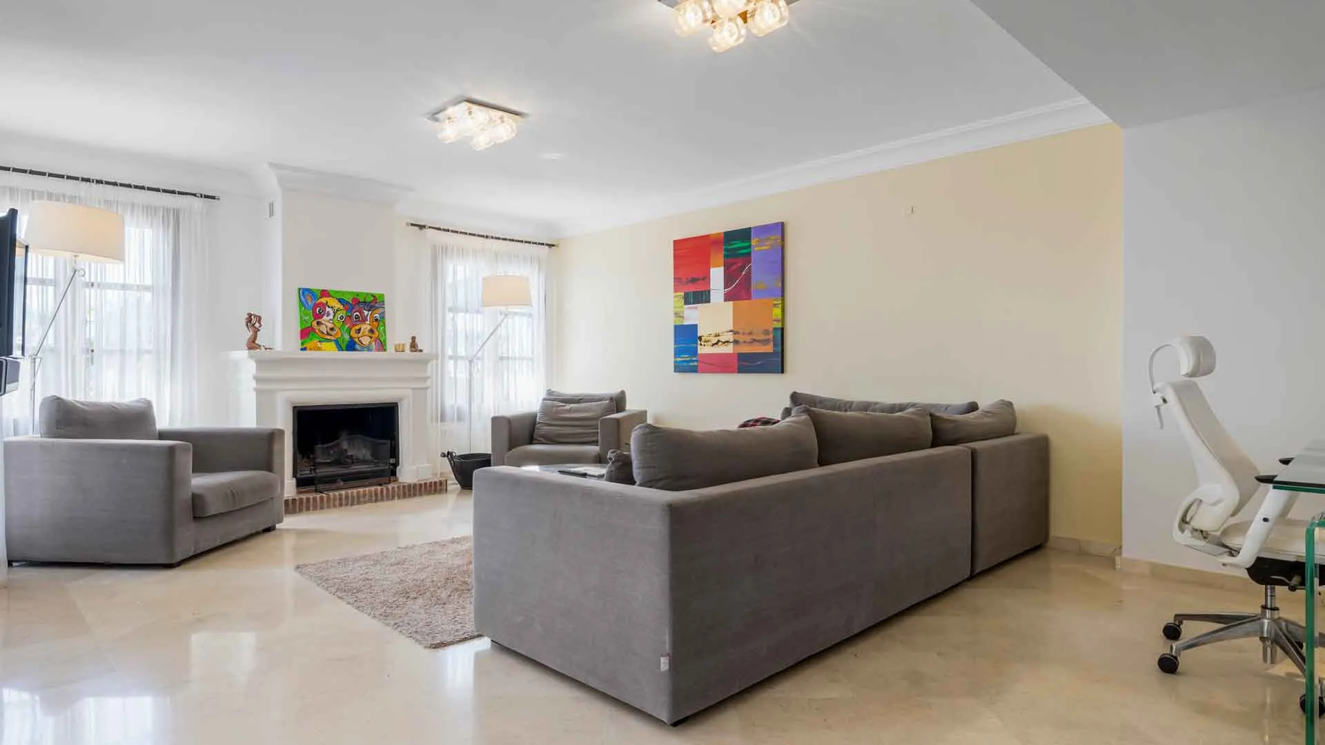 Se vende pareado de 5 dormitorios en La Heredia