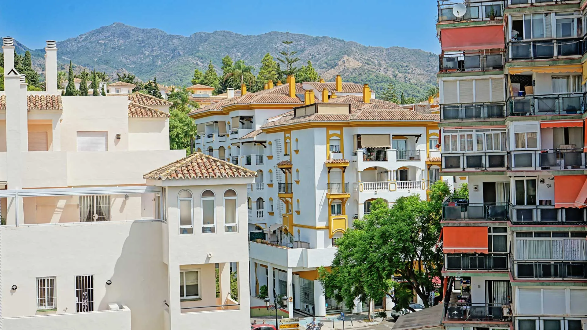 Marbella Ciudad, Ático de 2 dormitorios a la venta