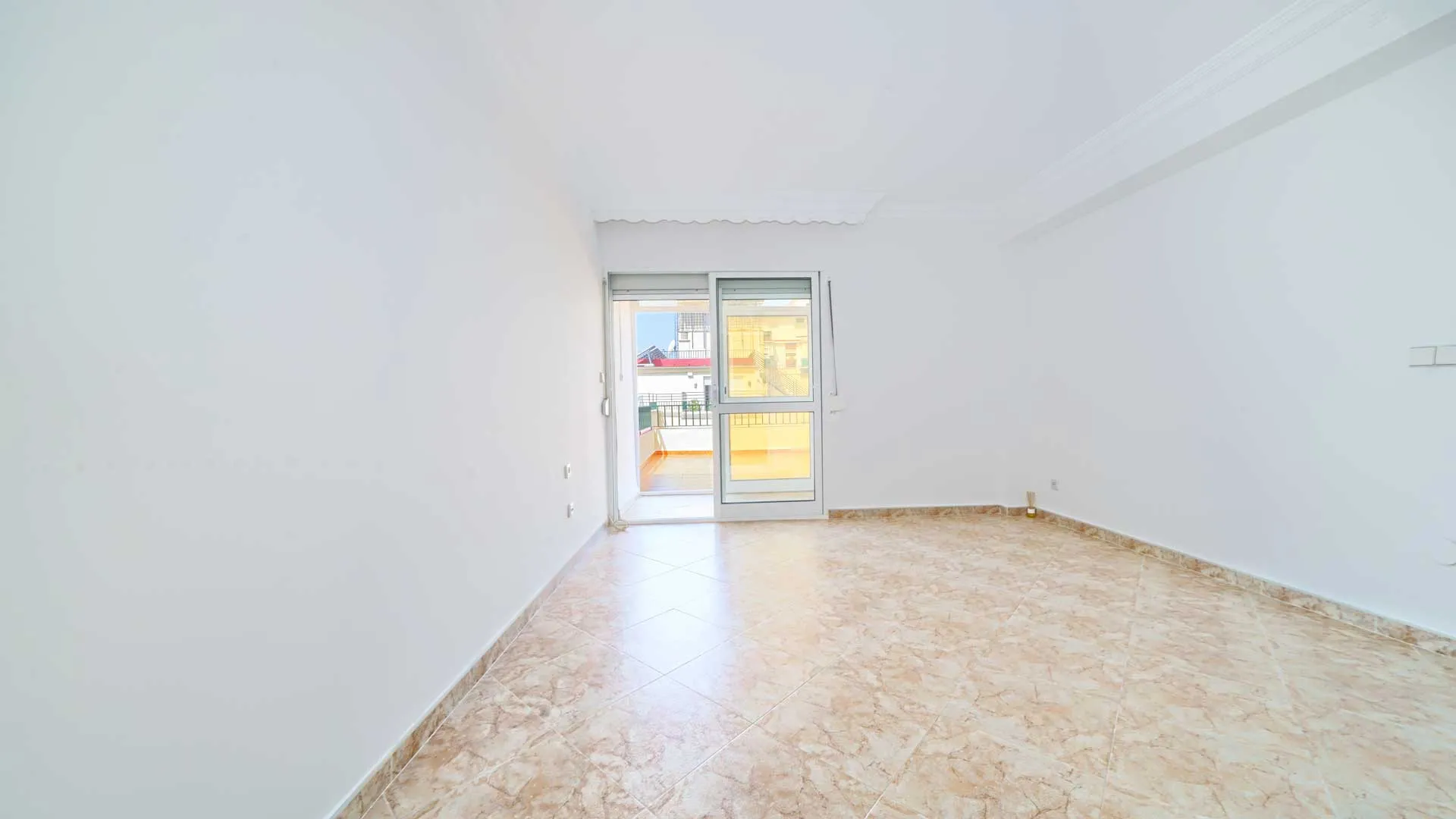 Marbella Ciudad, Ático de 2 dormitorios a la venta