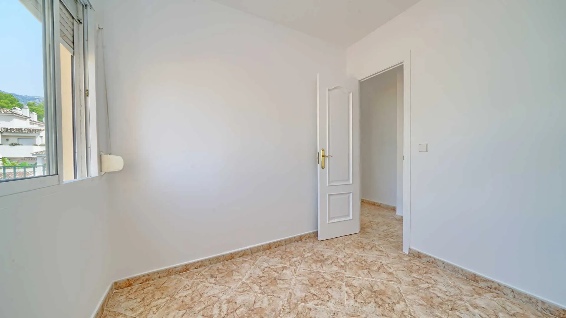 Marbella Ciudad, Ático de 2 dormitorios a la venta