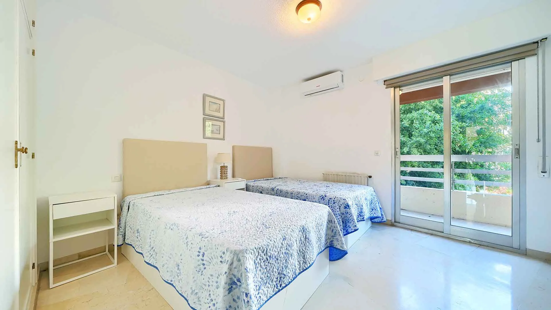 Apartamento con 4 dormitorios en venta en Marbella Ciudad