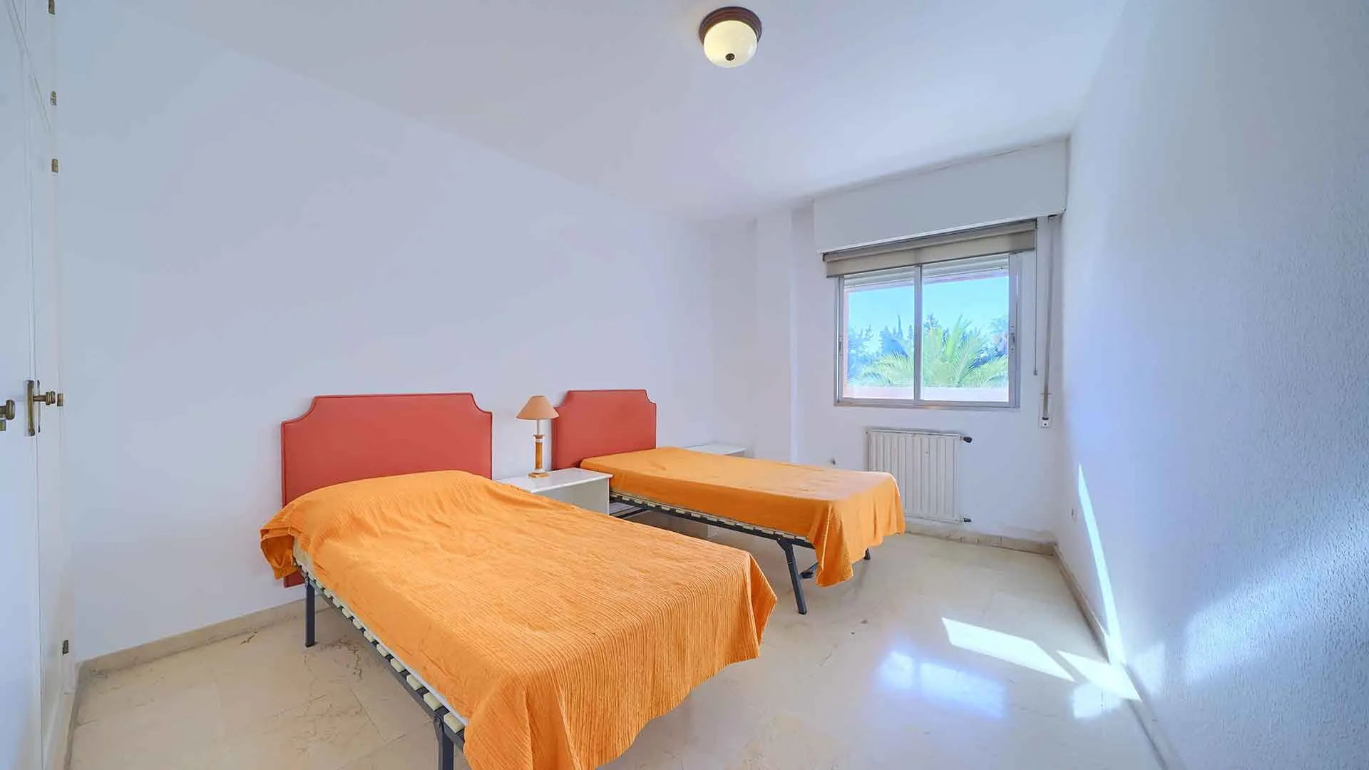 Apartamento con 4 dormitorios en venta en Marbella Ciudad