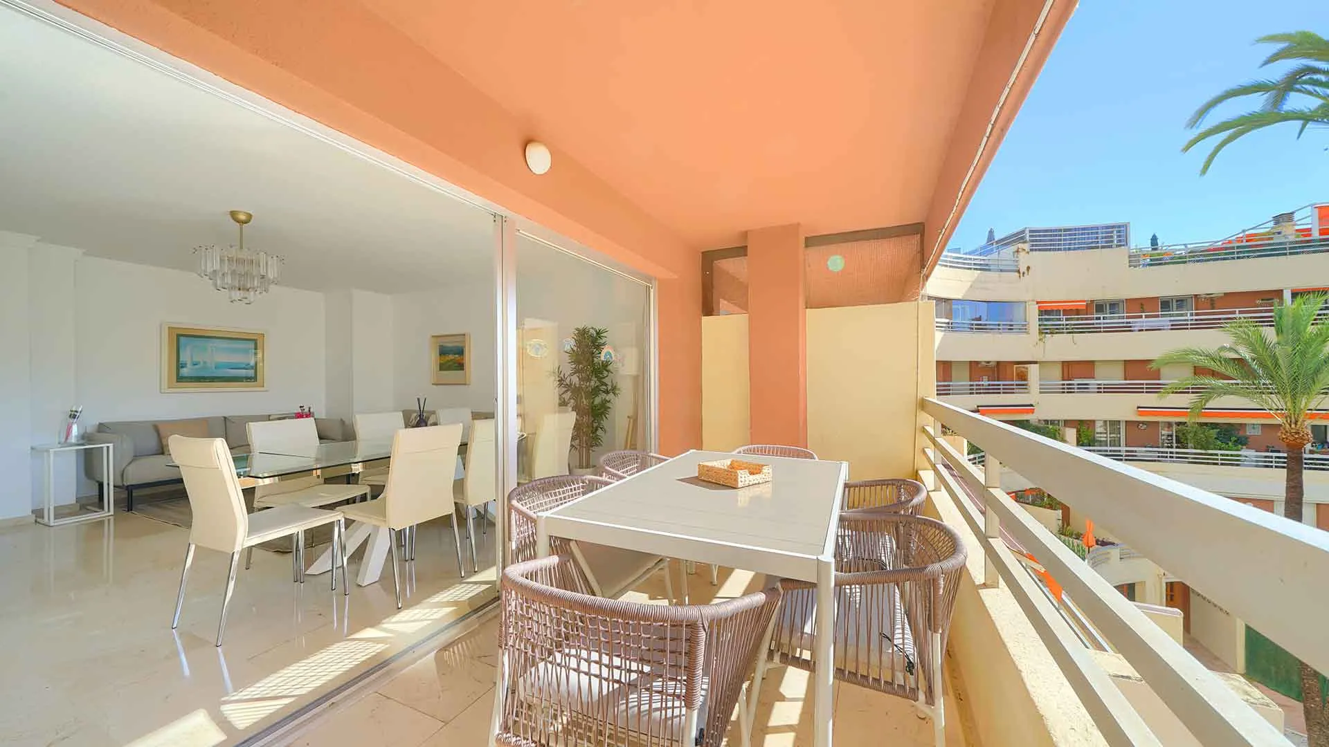Apartamento con 4 dormitorios en venta en Marbella Ciudad